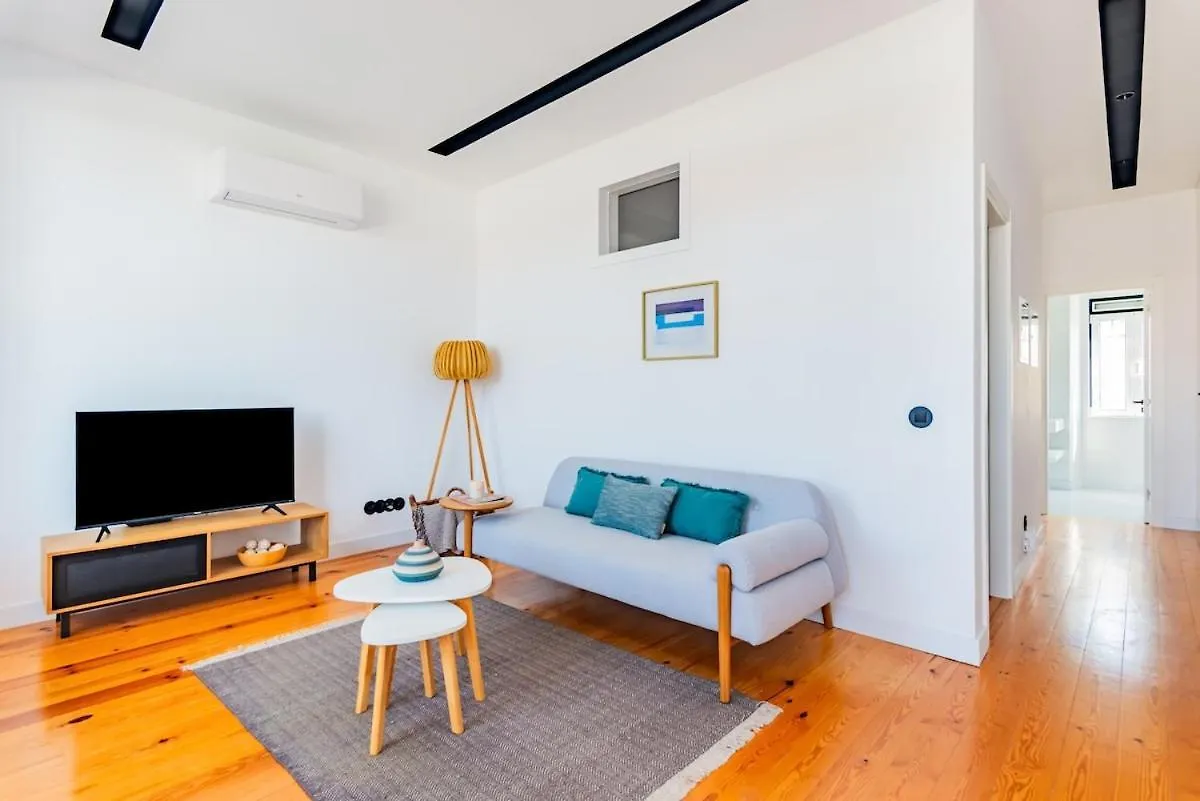 Urban Haven A 2Br Modern Retreat Apartment Lisbon Portugal