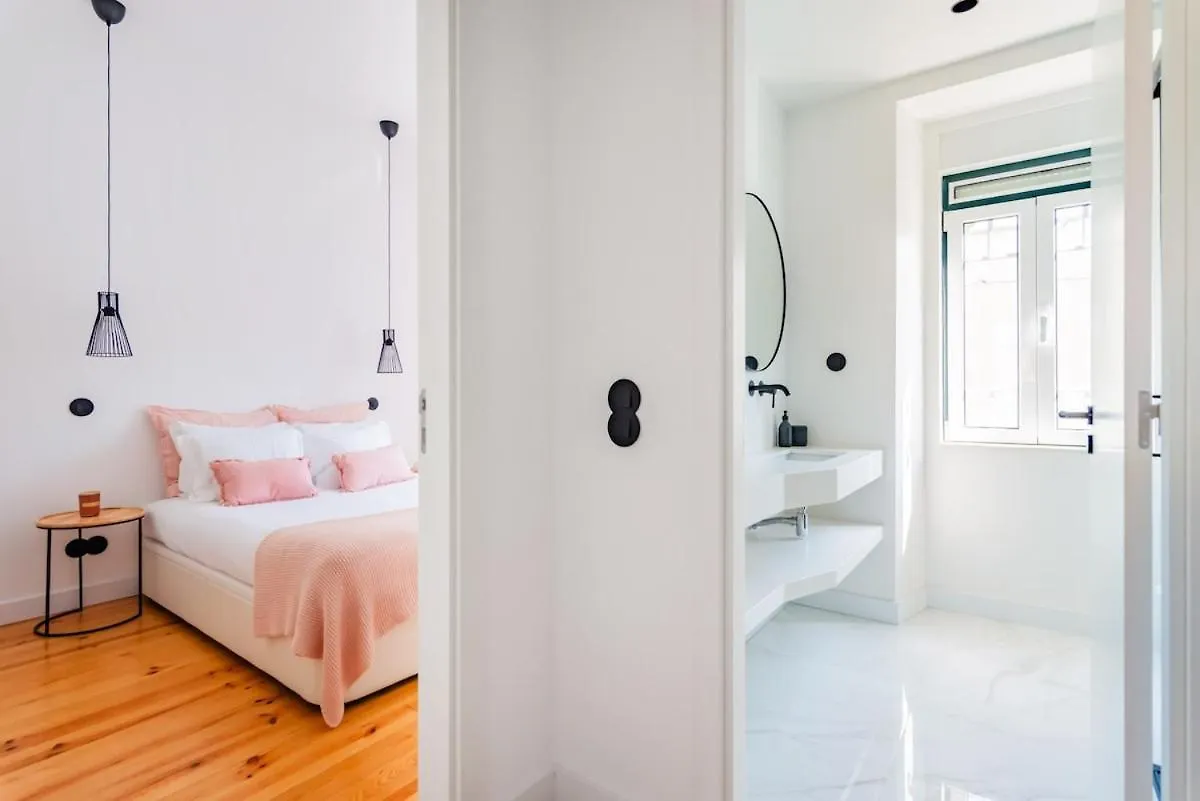 Urban Haven A 2Br Modern Retreat Apartment Lisbon