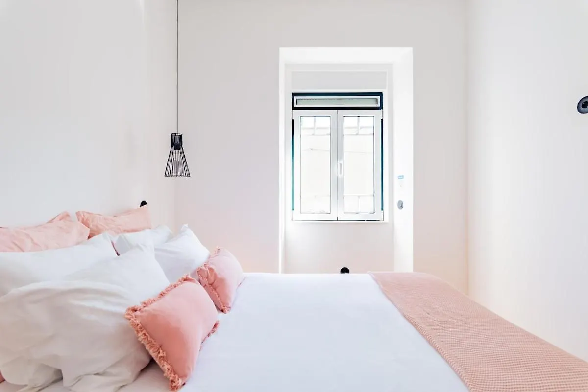 Urban Haven A 2Br Modern Retreat Apartment Lisbon Portugal